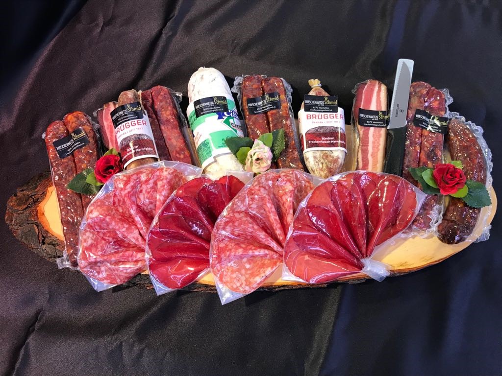 Wurst-Zigarre aus Salami in hochwertiger Holz-Geschenk-Box